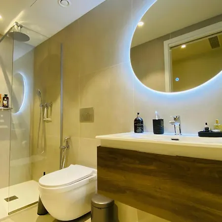 Apartamento Mercury Luxury With Rooftop Pool