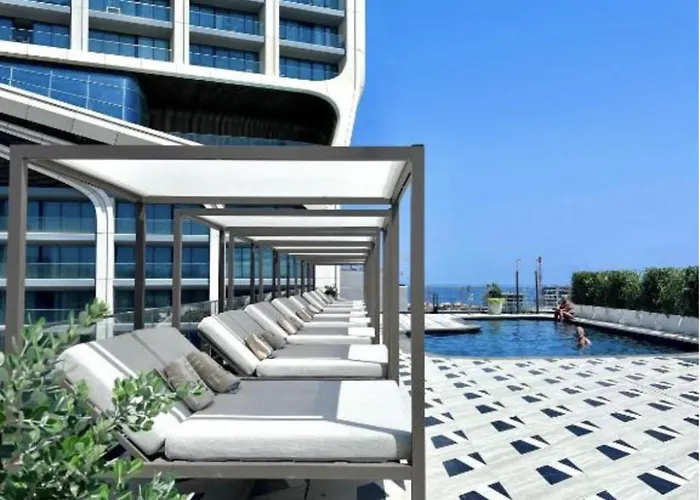 Mercury Luxury With Rooftop Pool Appartamento